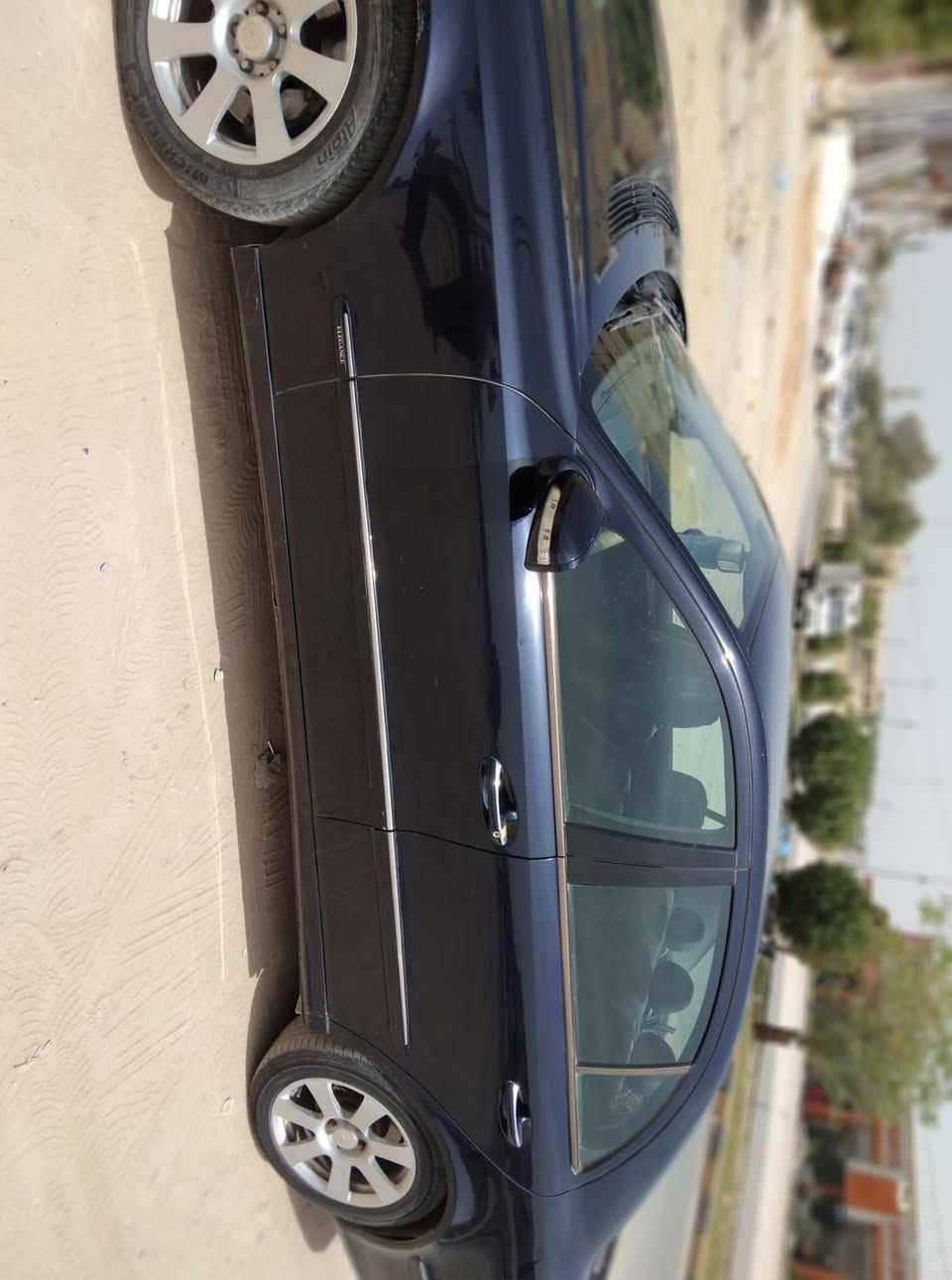 السلام عليكم 
سيارة مرسيدس بنز W211 E350 موديل 2008 الجاملغ الخلفي مصبوغ فقط محرك و كير ياباني VVTI3000 تبريد شغال  رقم نجف باسمي مداور ثاني يوم رقم الهاتف 
*********** النجف, العراق
