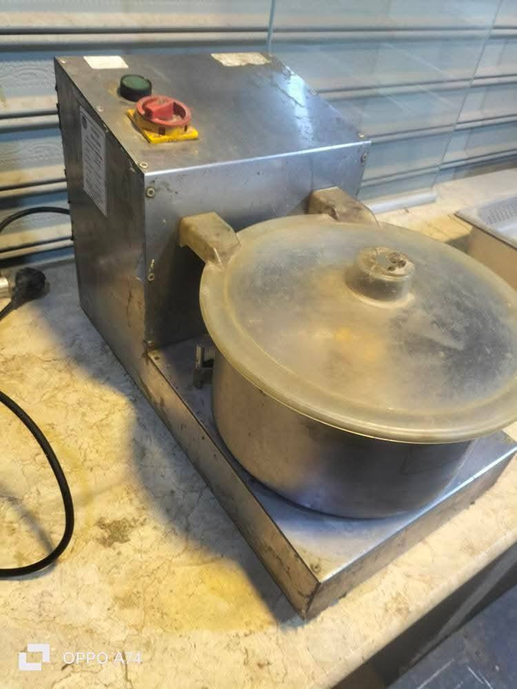 السلام عليكم اغراض للبيع كل واحدو سعر مكاني بغداد رقم الواتساب 
***********
