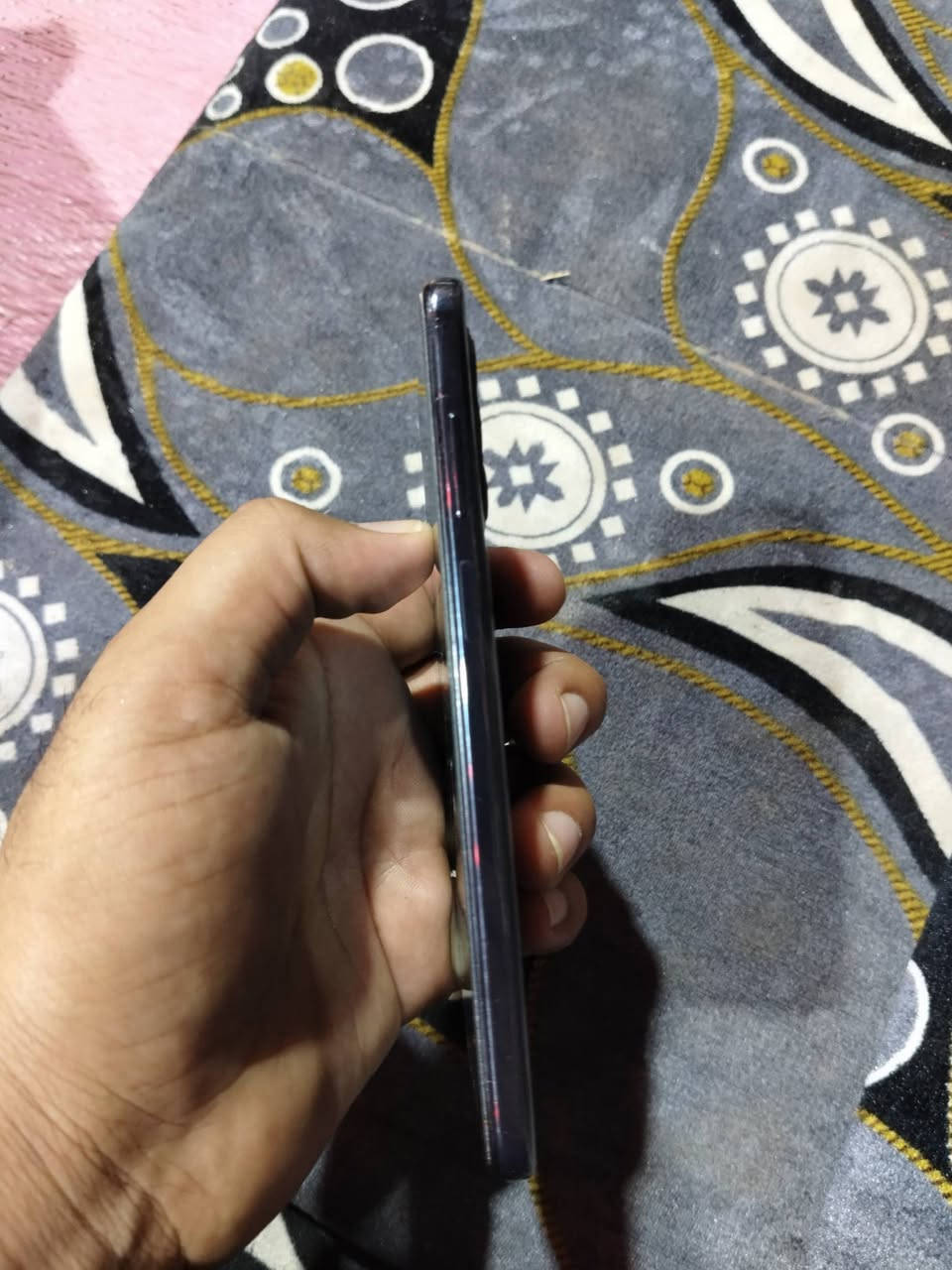 جهاز موتريلا moto g52
ذاكرة 128 جهاز جدا نضيف ما مفتوح صوت ستيريو سماعتين شاشه سوبر 
شحن سريع 
مكاني الناصرية مركز السعر 165 الف 
تواصل  واتس اب ***********

