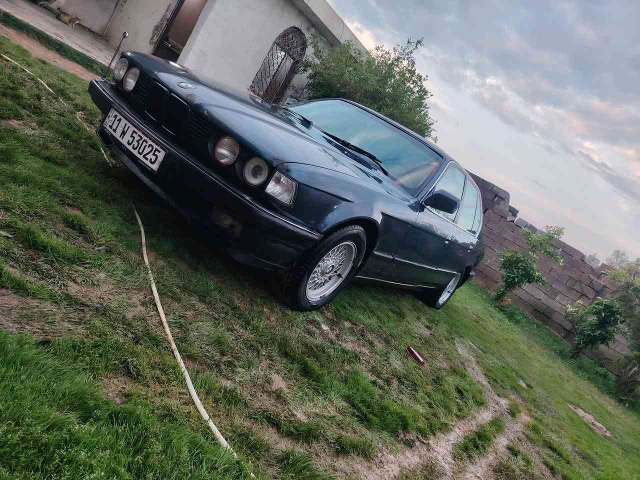 بي ام لبيع موديل ٩١بغداد مشروع وطني تحويل مباشر سياره مكفلوه كفاله عامه مكينه كير جديد تخم تاير جديدة كهربائي كلها شقاله باتري جديد سياره بلاديه مابيهه اي نغص  بأي كصيره دبل جامه ثلجي سياره كلش حلوه مال جناي تبريد شقال ٧٣٥ دواخلهه جديد ترايك وين ماعجبك السعر ٤٥وبيهه مجال شويه العنوان بغداد ابوغريب رقم الهاتف *********** هاذه *********** هاذه بي وات ساب وخاص مااجوب
