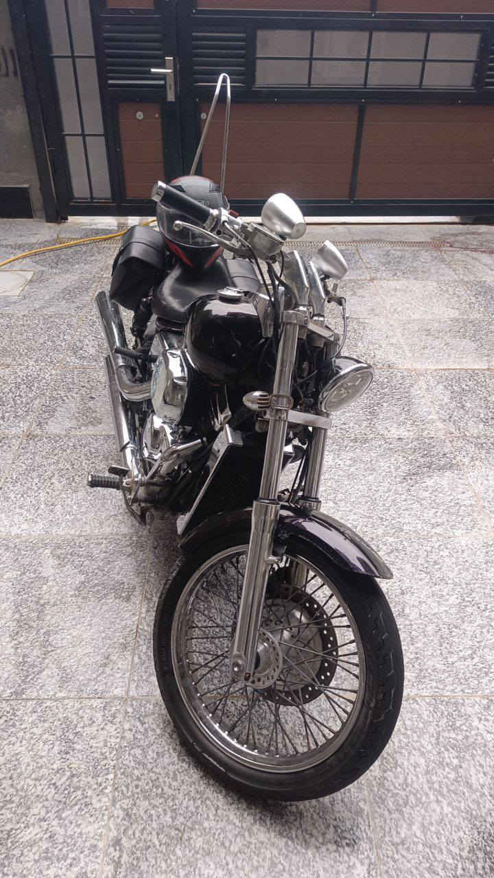 هوندا شادو سلشر 2004 رقم انكليزي سنوية لل2030 هزة جديدة
دراجة نضيفة ومحرك مامفتوح 
فقط بيها دخنة خفيفة بل خانة الاولى تروح وتجي
مكاني بصره صالحيه
سعر 18 وبيه مجال 
رقمي ***********
