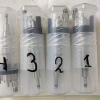 نوزلات BMW جديده  بيع شلعه  4 قطع  الأسعار مناسبه  07828539903