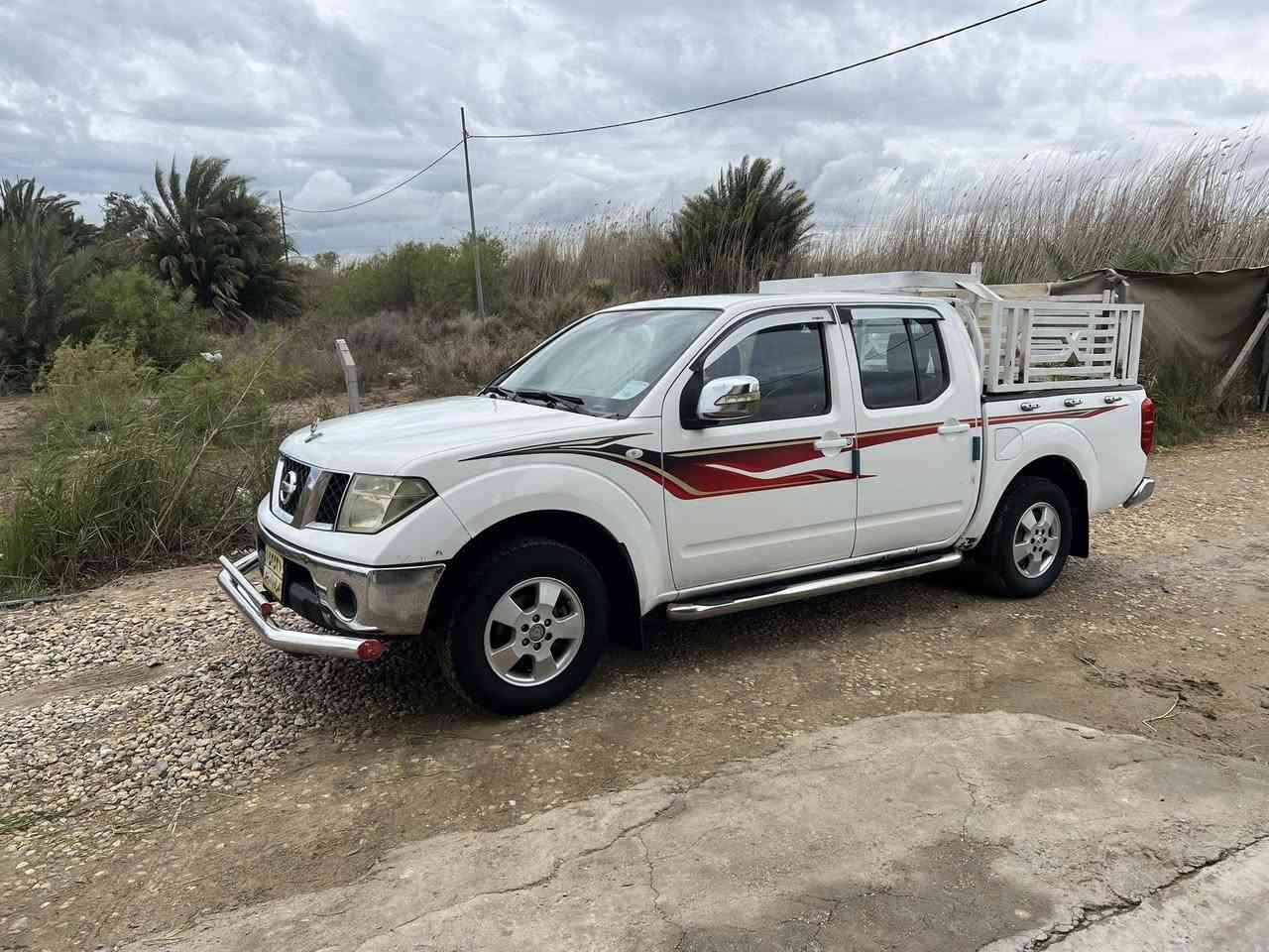 نيفارا 2014 للبيع اوتماتيك سنويه ساقطه 2019 تريد تحويل تريد وكاله محرك بلادي مكفول من تنقيص وتبخير محروحه كهربائيه صدر نظيف  بيه صبغ بلبدي تبريد ثلج السعر 103 وبيه مجال للاستفسار ***********
