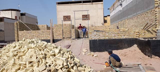 ابو علي خلفه بناء طابوك شغل نضيف 
***********
