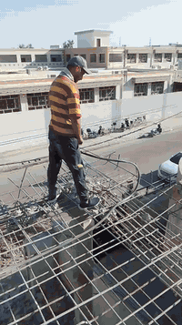 السلام عليكم كادر تفليش كامل تفليش البيوت تفليش الرباطات تفليش الجدران قلع ارضيات تكشير لجدران وبانسب لاسعار هاذا 
ضرب هوه وكلشي موجود وبلخدمه التصال عله هاي ال رقام وبلخدمه ***********كورك***********لخدمه
