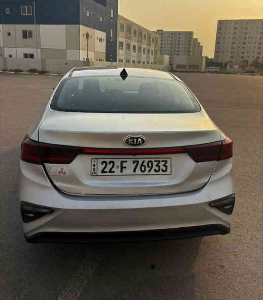 كيا فورتي للبيع 2020 امريكي 
حادث خفيف بدون دواخل بدون كلشي. 
مكينه 2.0 دوش
مواصفات السياره: 
رادار 
تحديد مسار 
كروس مثبت سرعه 
ابل/ اندرويد كار بلي
مانع تصادم
نظام مانع التزحلق تراكشن 
تنبيه الخروج عن المسار 
نظام ABS
نظام EBS
بيهه 6 ايرباك 
شاشة اعطال 
بطارية جديدة 
بلكات جديدة 
نوزلات جديدة
حساس قرائة ضغط الاطار 
نظام ترحيب داخلي مع علامة كيا 
 ويل كب حجم 16 مع تايرات جديدات 
+ أنظمة قيادة سبورت نورمال سمارت
وبعد المواصفات المعروفه للفورتي
سيارة جديده جدا سعرها معقول بلعافيه ع الياخذها 

مكان السيارة بغداد 
رقم صاحب السيارة 
***********

السعر :: اطلبه بالتعليقات يصلك خاص 📩

#ادارة_الصفحه ⚡

ملاحظه / 🔴
مدير الصفحه غير مسؤول عن بيع وشراء واصوليات السياره نحن صفحه لعرض السيارات فقط.
