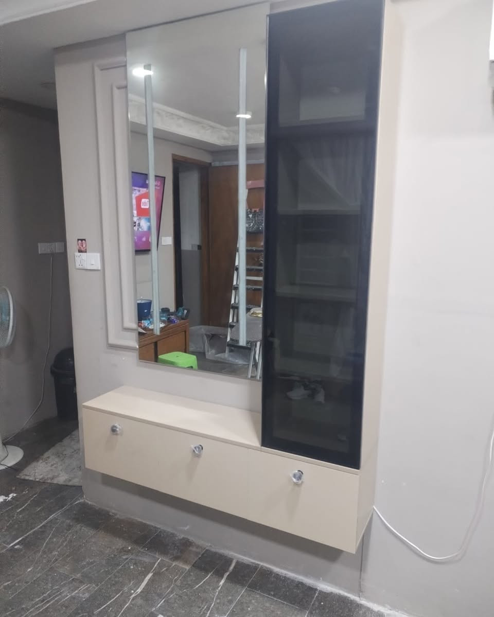 غرفة نفرين (طلبية أحد الزبائن في مدينة الصدر)
عمل عراقي - تكمه وحسب الطلب
زبائننا الكرام، شايفين كل الخير!
معمل نجارة السيد
📍 بغداد - حي العامل - شارع السكلات - مقابل محطة السيد لغسل السيارات
☎️ *********** - ***********
🔨 ابو علي
