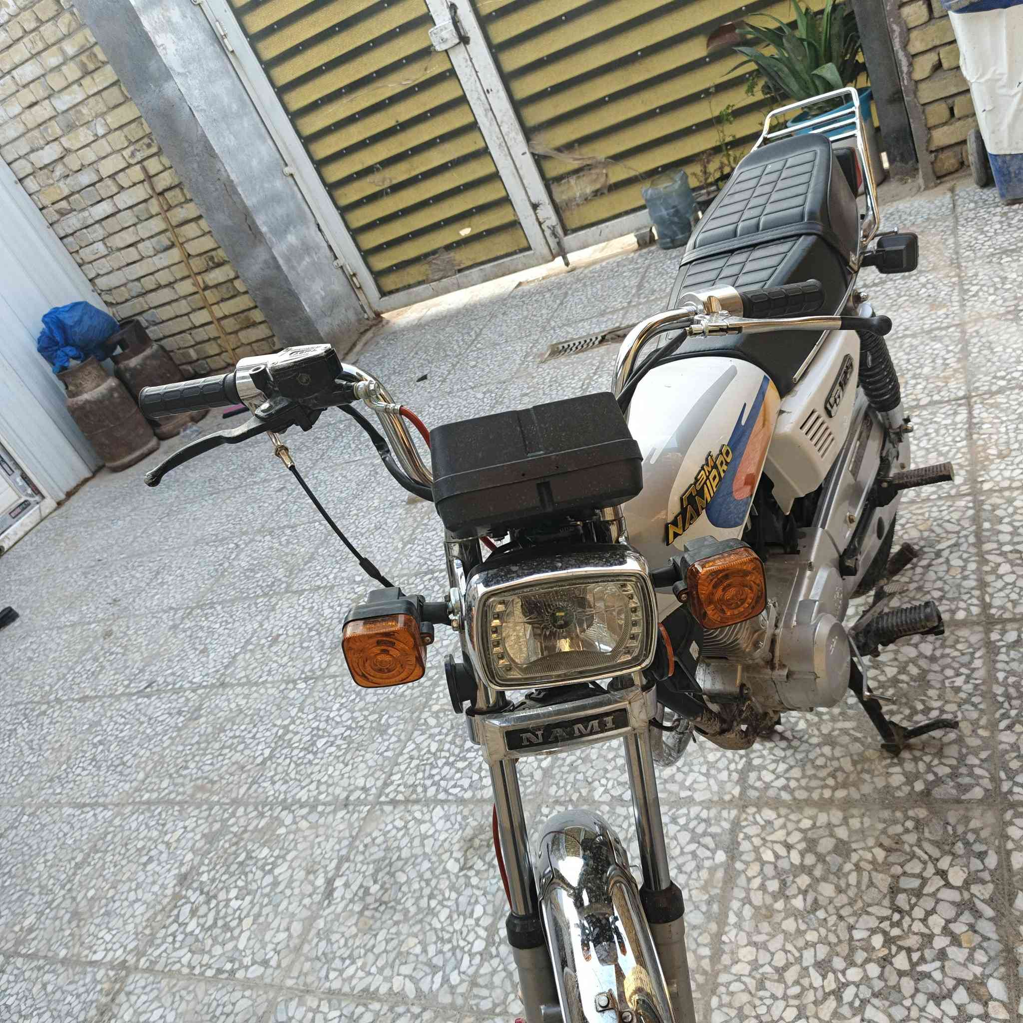 السلام عليكم
للبيع موديل ٢١
مكينه مفتوحه
دراجه حلوه وما عايزه شي 
السعر ٧٠٠وبيه مجال 
***********
