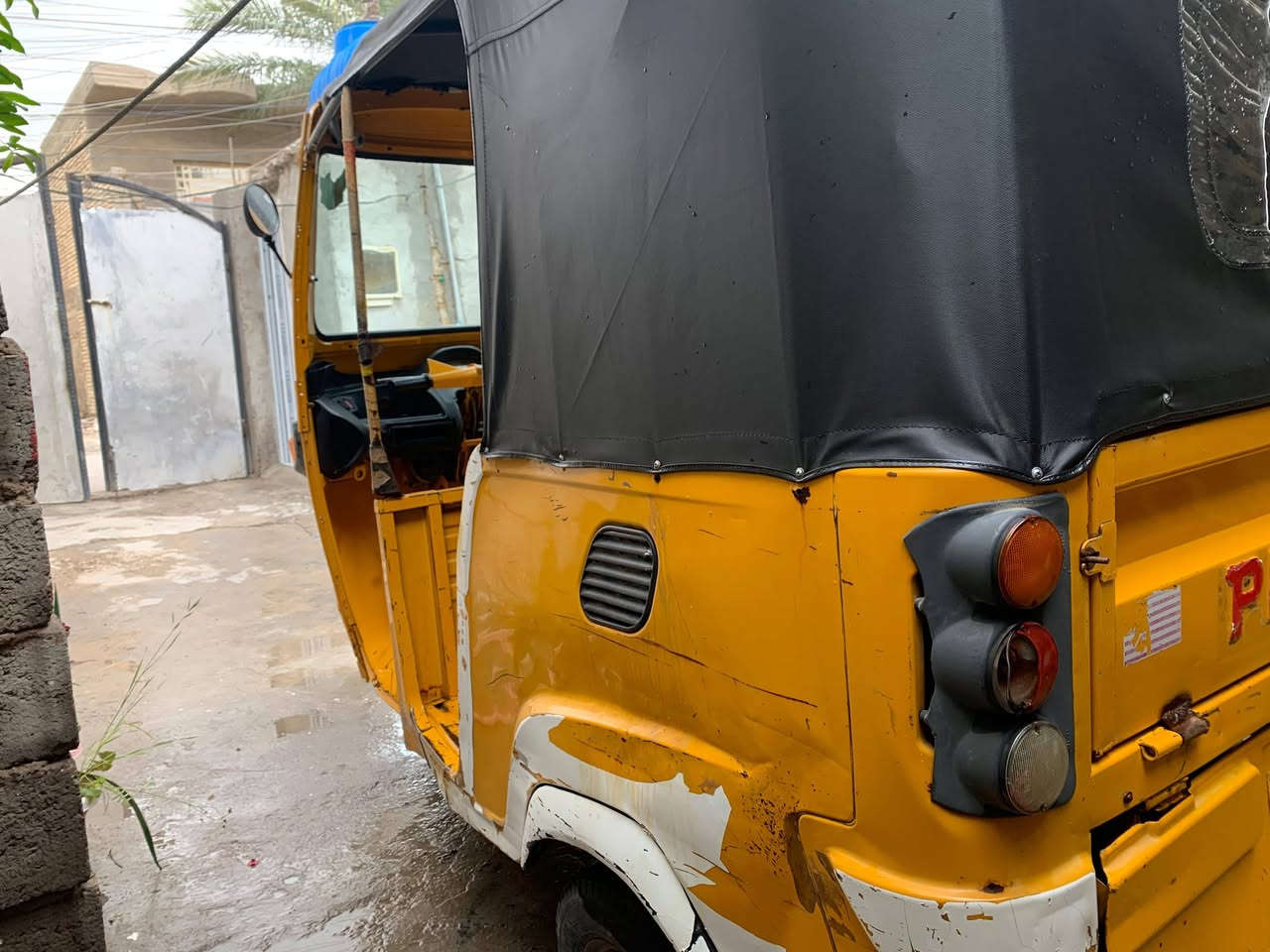 بياجو مويل ٢٠١٨
مكينه مجفته
 أوراق
السعر ٩٠٠
العنوان بغداد بوب الشام
هاتف :-***********
