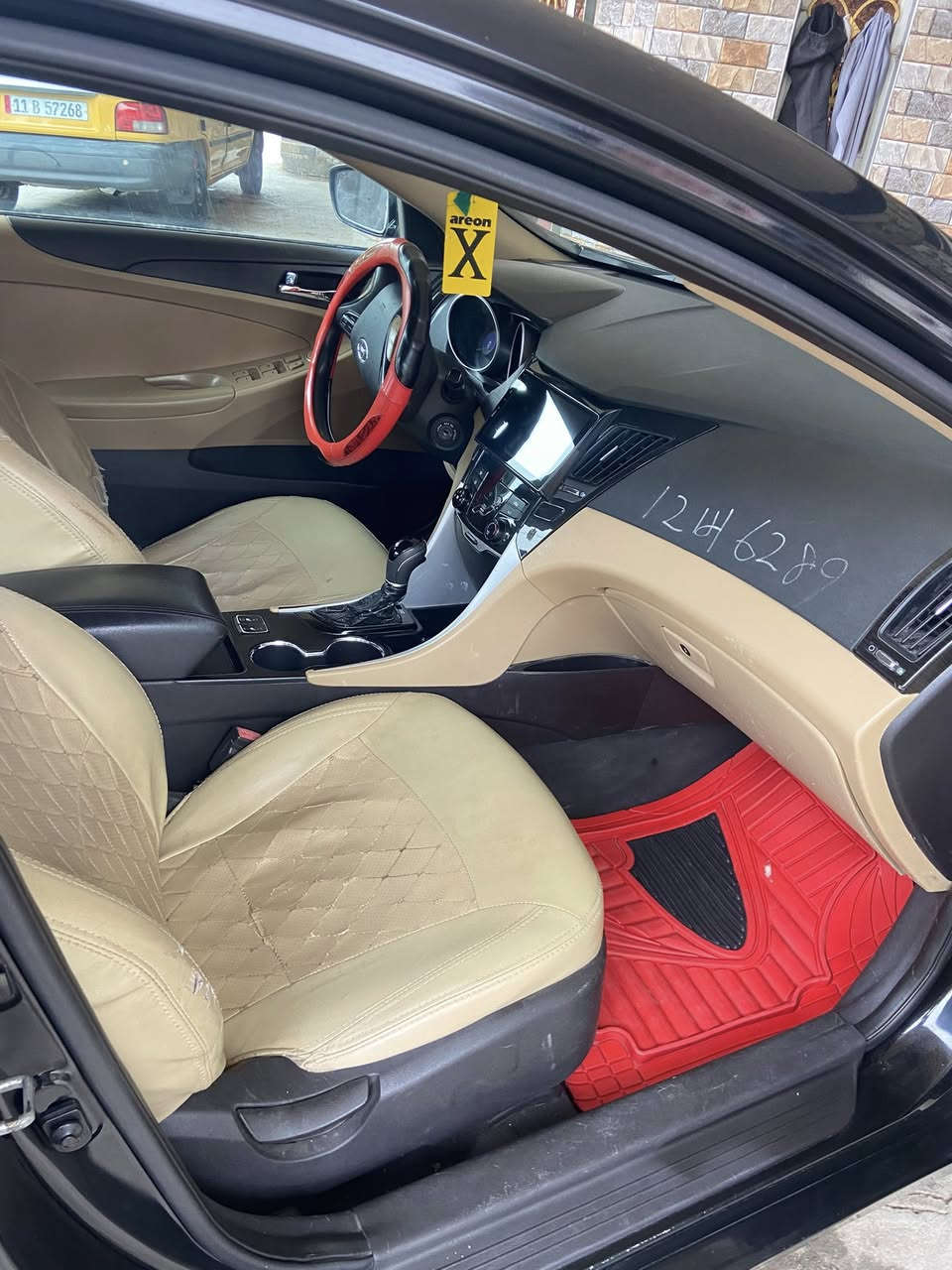 رقم بغداد مشروع وطني بأي محافظة تتحول

سنويه لل 2029

مواصفات اعتياديه تحكم ستيرن كشن السائق كهرباء تبريد قطعه وحده شادلها شاشه جبيره وكاميرا باتري جديد تخم تاير جديد (حداديه نفظ من الطول للطول شركه موبز) تدفئه تبريد ثلج السياره جاهزه من كل شي استخدام شخصي تبديل بنيد فقط كلها ليبل واحد ما عدا البنيد

 العنوان بابل _قرب سيطره الاثار ***********
