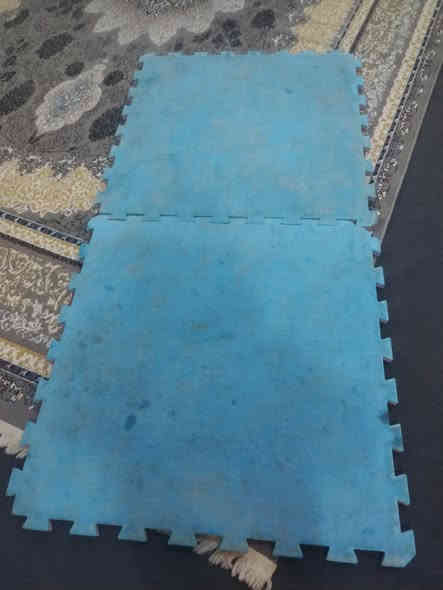 سلام عليكم سفنج ارظيات مستعمل  للبيع سعر القطعة ٣الاف المكان كربلاء الحر ***********
