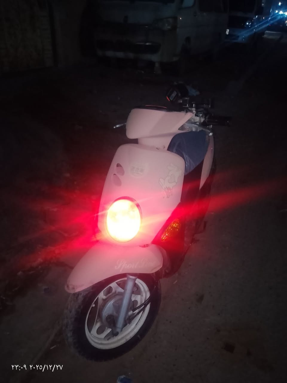 سلام عليكم من رخصت الادمن المحترم دراجه للبيع فله الدراجه اوراقه كامله وصل معرض ونازله من الرمبه قبل 3 اشهر  كفاله عامه عامه عامه والدراجه خير من الله الدراجه بانزين محسن ودهن امزويل والدراجه غنيه على التعريف العنوان البياع الشرطة الرابعة *********** واتساب وكل المواقع متواجد السعر 800 وبيه مجال حق الجيه ولطيبين وتدللون
