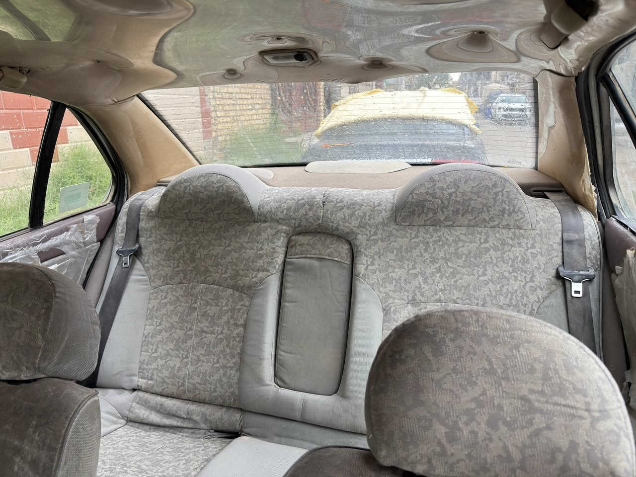 12رقم واسط للبيع كير محرك تبريد مكفولات (طاير بيه البنيد والباب الصدرصبخ ربع منه بدون تبديل )تخم تاير السياره بسمي لل29السعر 36الاستفسار ***********
