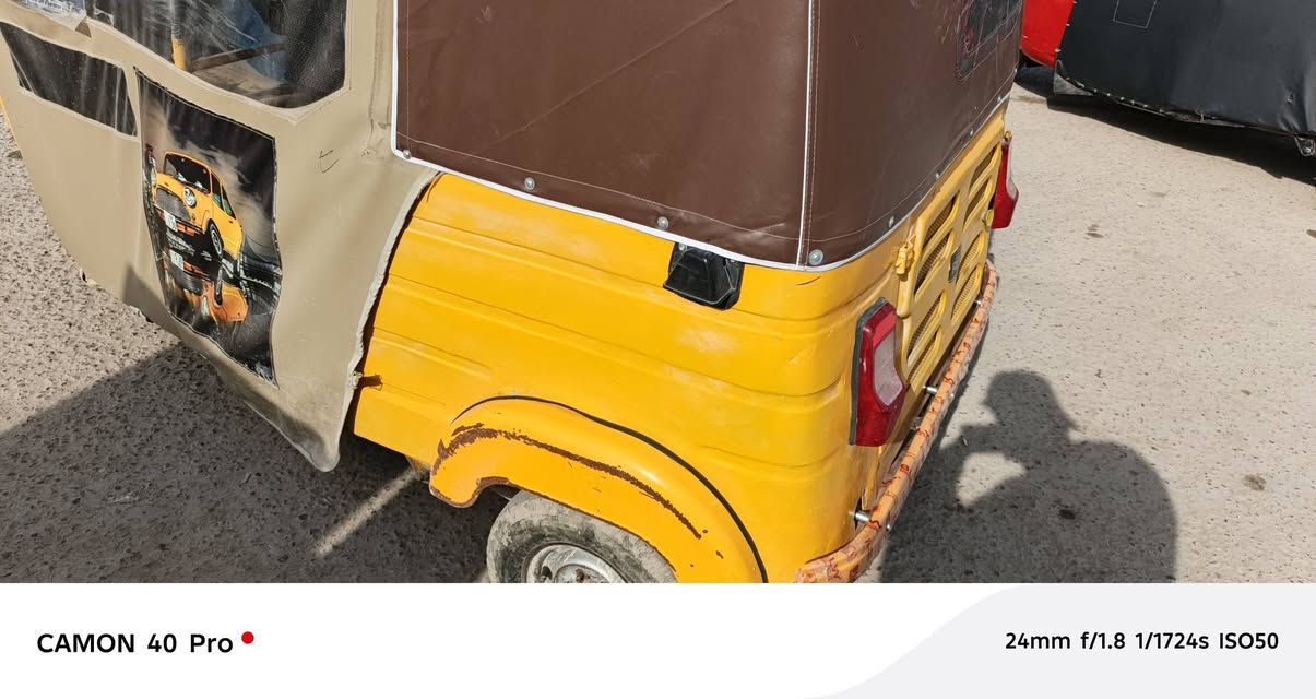 سلام عليكم ورحمة الله وبركاته تكتك 2020
رقم وسنويه تكتك خير من الله بصبوغه عام 
مكان بغداد المدينه حي طارق سعر 5500
رقم الهاتف ***********
