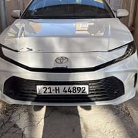 كامري 25 خليجي صفر وارد عبد لطيف ياباني ماشيه 30 الف كيلو قابل للزياده...