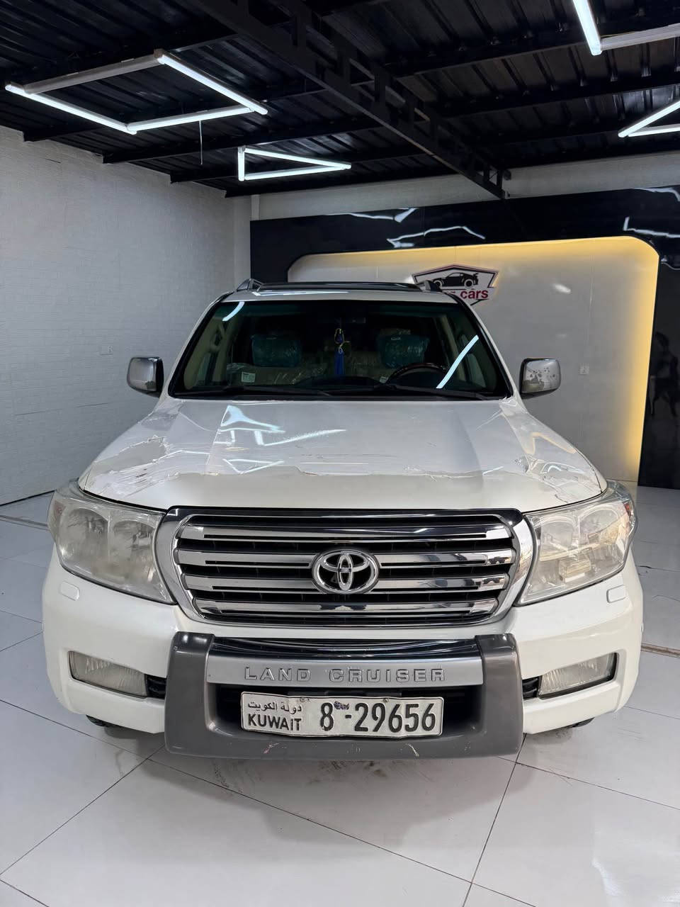 تةنها ١٨٧ وةرةقة 😱 

وةنةوشة ٢٠٠٨ بي بوياغ يةك پةلةي كارتة ٨ پستني فول فولة
علوجة سةيارةكة (ادوات_بدون رقم) زةمان دوبةية گيرو مةكينةي بةشةرتة ١٧٠ هةزار روشتووة مةكينةي نةكرايتةوة هةموو گياني وةك شةريكة ماوة ٤ تاية و ويلي لؤكي لةژيرة سةيارةكة نموونةية لة جواني 

سعري// ١٨٧ وةرةقة
شوين// كؤية 
*********** كويسينجاك, أربيل
