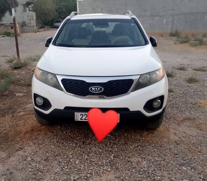 السلام عليكم
سياره سورنتو 2012
وارد  خليجي 
المواصفات خير من الله 
تبريد فول 
محرك ما مفتوح  
اربع اسلندر 
 بنورامه سقف 
الصندوق مصبوغ نص 
جملغ علا البارد الرقم اربيل 
السعر انتصل علا الرقم ***********
العنوان ديالى خانقين
