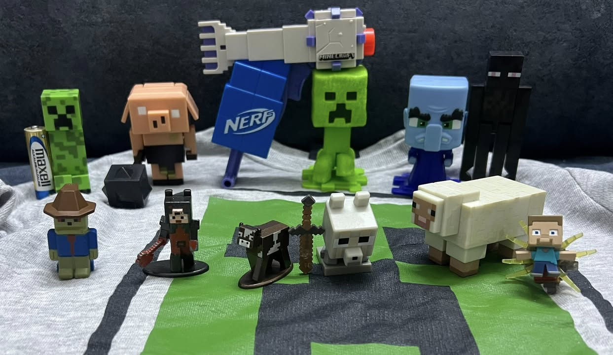 ماين كرافت سعر المجموعة 35 الف 
الأسود يلبس 8 سنوات والأبيض يلبسكم 10-11 سنة
توصيل بغداد 5


**إذا كنت صاحب هذا الإعلان وتريد حذفه لأي سبب، رجاءا أرسل رسالة إلى الدعم الفني**