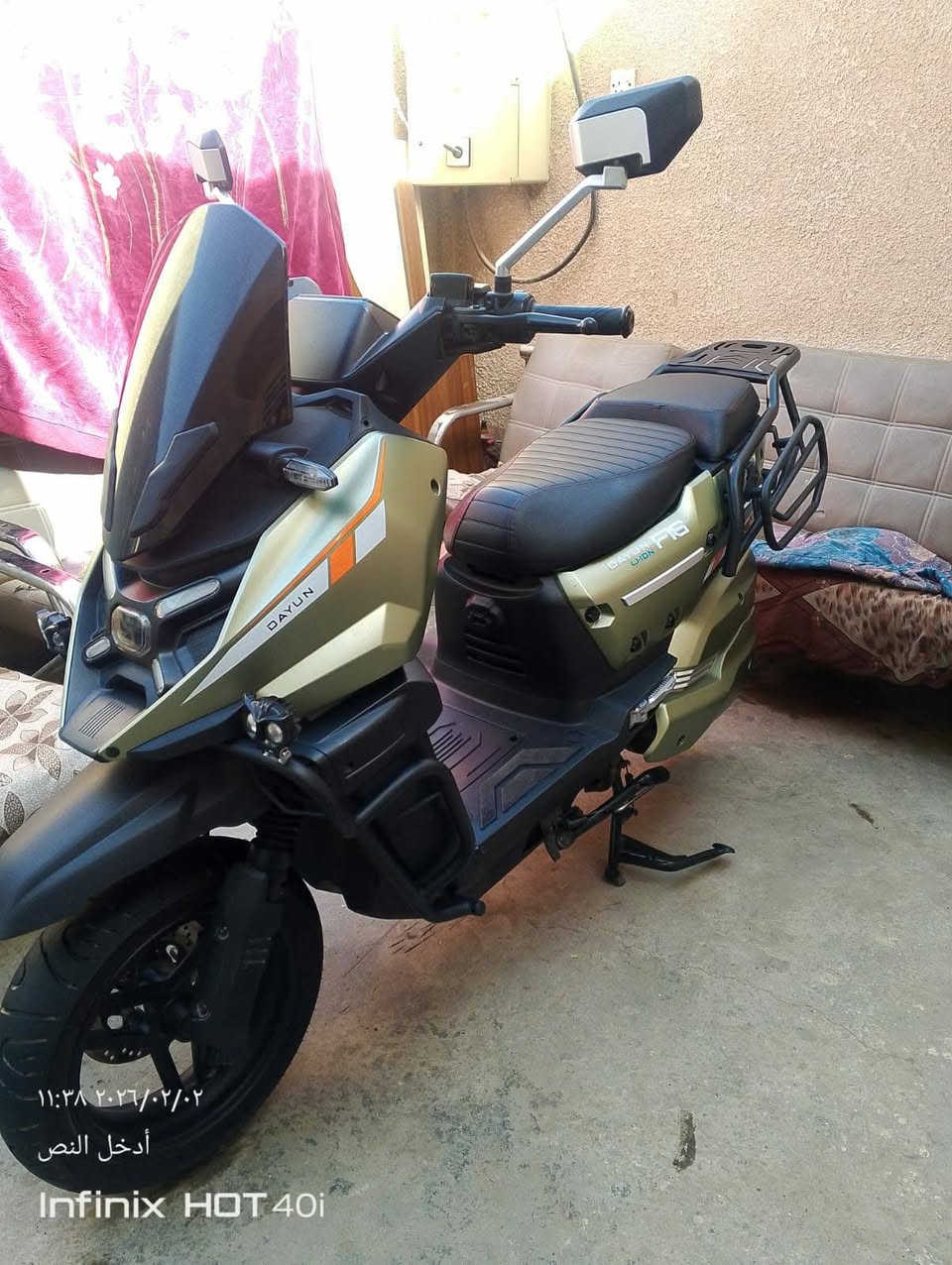 السلام عليكم دراجة شحن ليثيوم  30 امبير 72 فولت تمشي من 70 كيلو الى 90 كيلو بيهه سماعات منه وبيهه ترجع على البك تثبين سرعه اباجي ملف 2000للبيع بعدهه جديدة زيرو مماشية استخدام شهرين مطالع بيهة سعره مليون 400 بيها مجال  مكاني بغداد هاذا رقمي بي واتساب ***********
