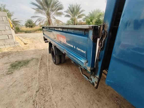 يا الله سلام عليكم فونتيره موديل 2000 رقم صلاح الدين.مشروع وطني سنويه 27 
كفاله كير ومحرك وشاصي
سياره بلاديه شرط الفحص
سعر 55
عنوان صلاح الدين بلد تقاطع السيد محمد
***********
***********
