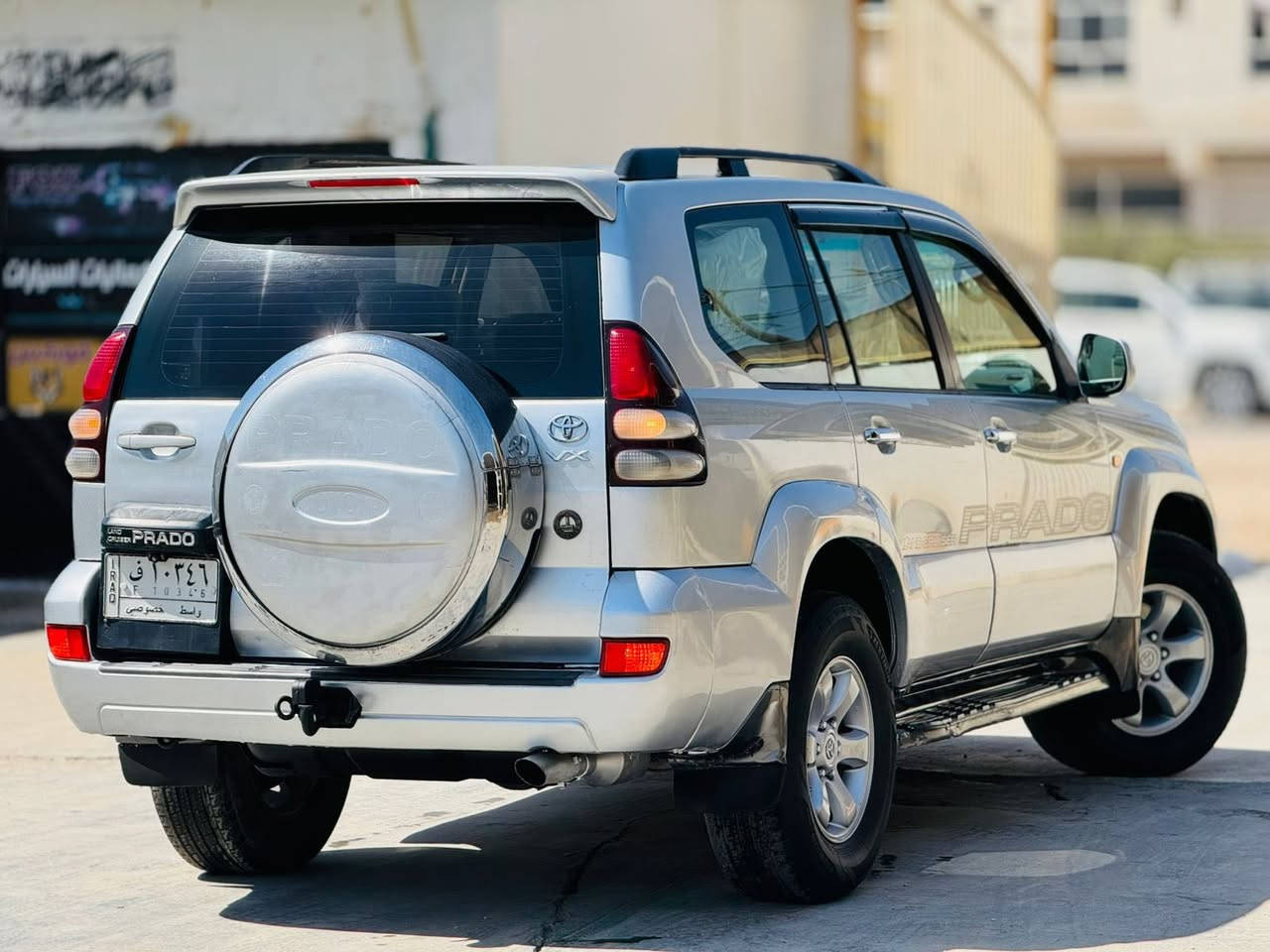 السلام عليكم للبيع برادو 2007 مستعجل السعر 139 بلاش كويتي فوول مواصفات  كفاله من عده قطعه سته سلندر  7  راكب  دبل تانكي سبير تعليك    كشنات جلد  كهرباء ثلاثا قطع تبريد بيانو   كير مكينه شرط جديد  صدر أمامي خلفي تخم تاير تبريد كله جديد السياره جديده وبلعافيه ع الي ياخذها مكان 
السياره بابل  
رقم واسط مشروع وطني تحويل مباشر 
الستفسار  ***********
