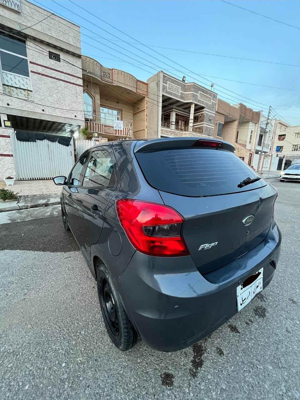 فۆرت فیگۆ مۆدیل2016خلیجی مەکینە ١٦مەرغوبە دووپارچەی هەیە چاملخ و بۆنیتی کەمەک ناوەوەی گرتیە جەمپێکی خەفیفی پشتی هەیە سحری 66 کەمەک مەجال 87هەزار رۆشتوە  ر قم *********** أربيل, العراق
