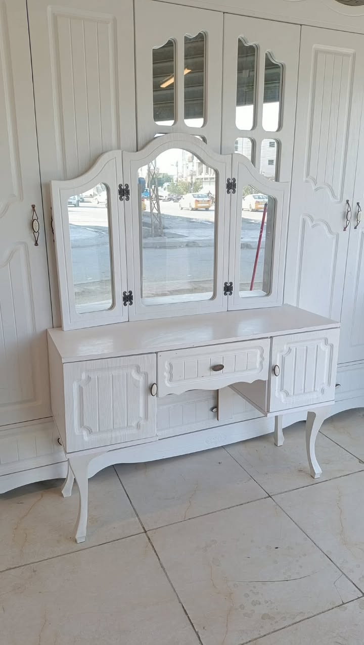 كانتري شبابيه مع دواشك 2 
فول نضافه💯
 سعرها//750
التوصيل والشد داخل بغداد مجانًا ✅✅


**إذا كنت صاحب هذا الإعلان وتريد حذفه لأي سبب، رجاءا أرسل رسالة إلى الدعم الفني**