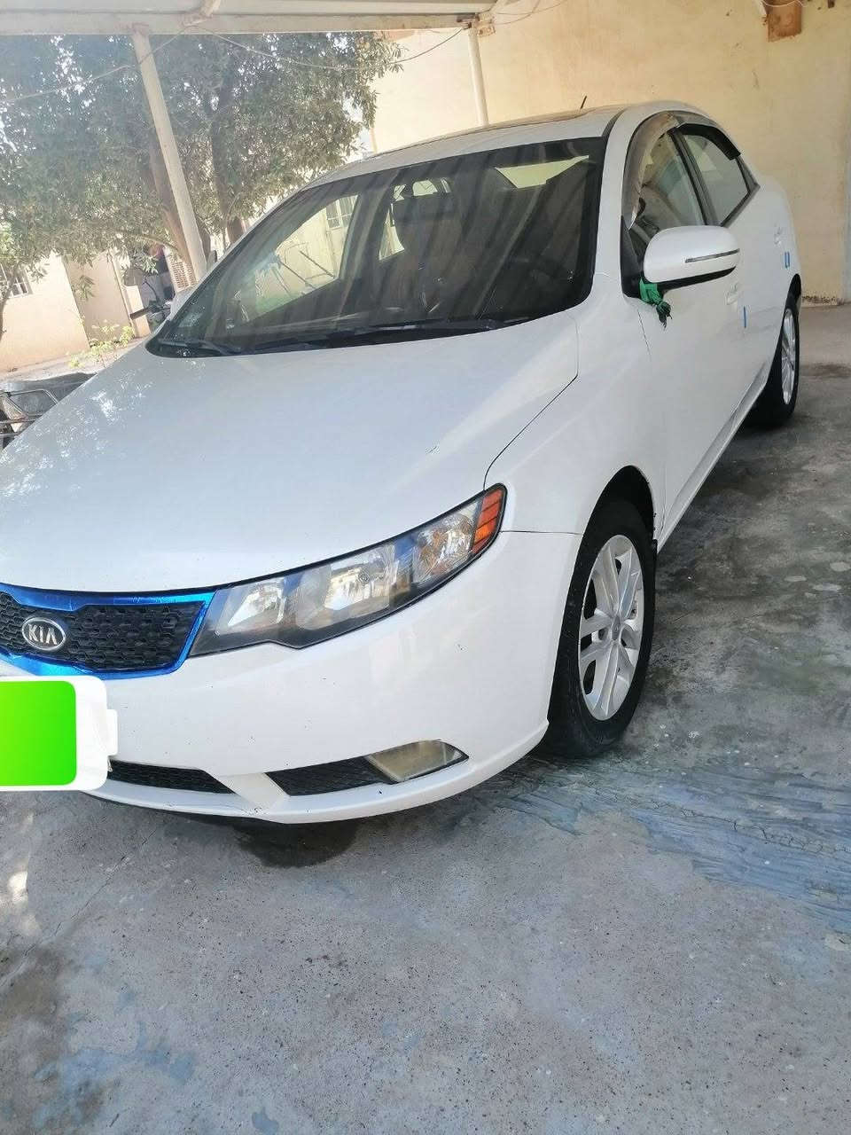 كيا فورتي 2012 وارد امريكي كير ومحرك خير من الله مكفولات
فتحه بالسقف 
تحكم ستيرن جهتين 
اشاير بالمري 
تدفئة تبريد خير من الله 
صدر امامي وخلفي جديد 
رقم ديالئ دولي الجديد 
صور الضرر موجودة بالمنشور 
بيهه صبغ اثر شخوط قويه للعلم القطع كلهن نفس الليبل بلاديات فقط صبغ 
السعر 110 وبيهه مجال 
***********
