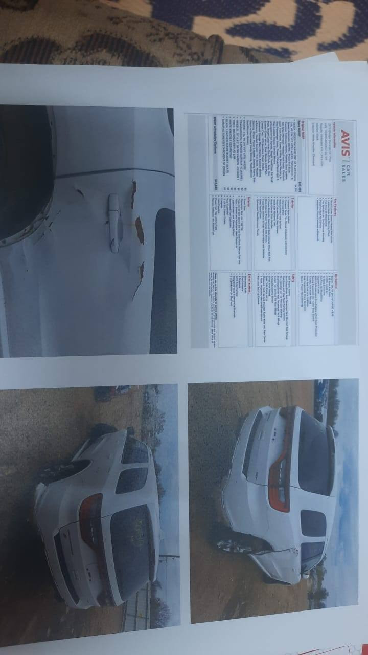 السلام عليكم
دورنكو 2019
فئة GT
لون أبيض
فول مواصفات عدا الفاتحة
كشنات جلد كهرباء
تدفئة كشنات وستيرن 
كاميرا 
رادار
أوتو ستوب 
كشنات ذاكرة
جنطة كهرباء 
نظام قيادة متعدد 
الحادث قطعتين 
وصور الحادث  موجودة
والسونار موجود
مزودة منظومة غاز
السيارة باسمي رقم بغداد
السعر 250$
العنوان كربلاء المقدسة 
الهاتف ***********
