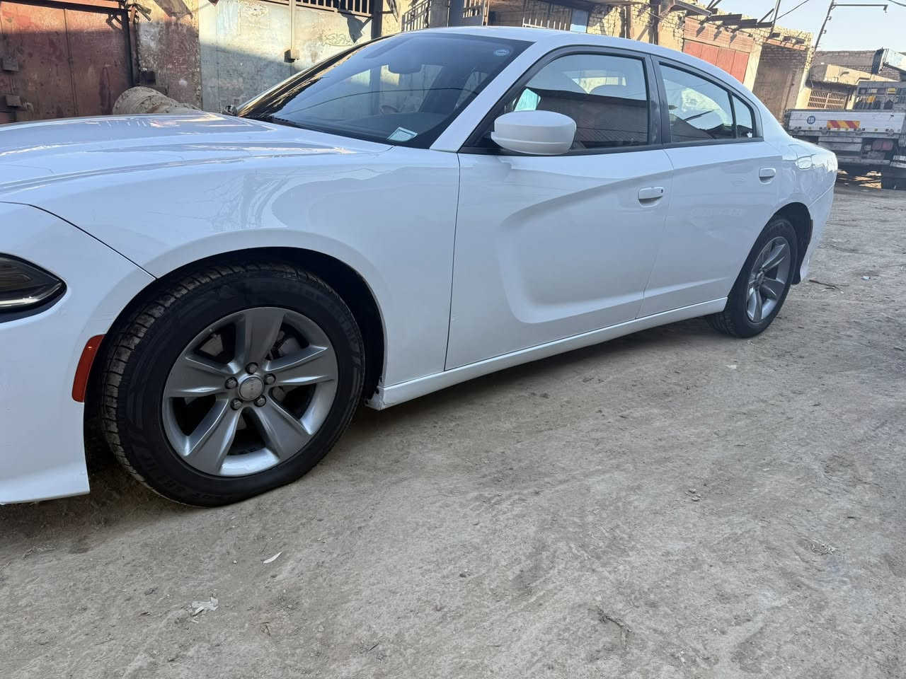 سلام عليكم جارجر كندي البيع
موديل 2015 كير محرك حداديه كله جاهز 

محرك 3600 تويل رقم جديد الحد 30 

السعر 170 وبيه مجال الشراي 

ملاحضه سونار مع منشور مكان سياره ميسان 

***********
