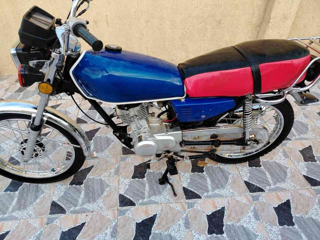 السلام عليكم دراجه للبيع تايجر موديل 21 اوراق استنساخ السعر 450 مكاني نجف حريه///***********
