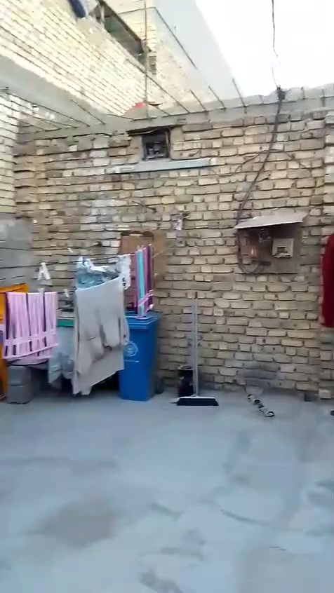 للبيع عقار زراعي مساحته 82 النزال 16 الوجهيه5 مكاني حي السفير العبيدي ورا شارع الطاقه اتواصلوا على هذا ***********
