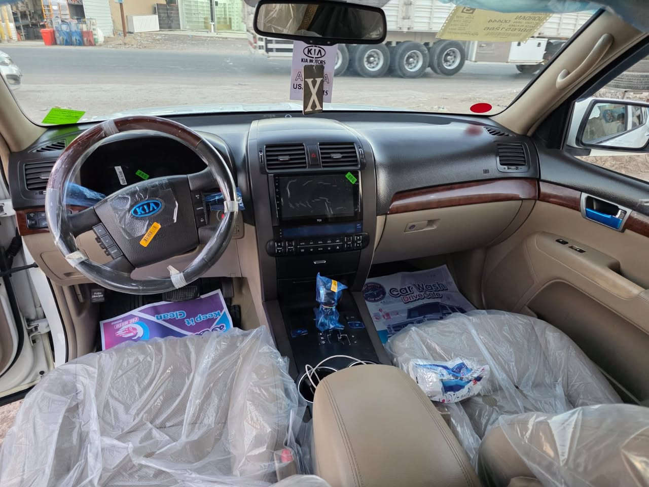 موهافي موديل ٢٠١٢ خليحي فول مواصفات للخير جكات كراسي كهرباء مري شفط تدفه تبريد كشنات شاشه خزن ميموري زراك لايت جنطه شفط مري قلاب عند الرجوع تحكمات فوول كير ومكينه مكفلوات ع وضع شركه كفاله تخم تاير جديد صدر امامي خلفي جديد تبريد ثلج سياره احله من الصور رقم جديد تحويل مباشر مكان سياره بغداد السعر 
ماشيه ١٦٠ حقيقي سياره بيها صبغ باب الجنطه نصه فقط والباقي كفاله عامه ع فحص ***********سعر ١٥٥
