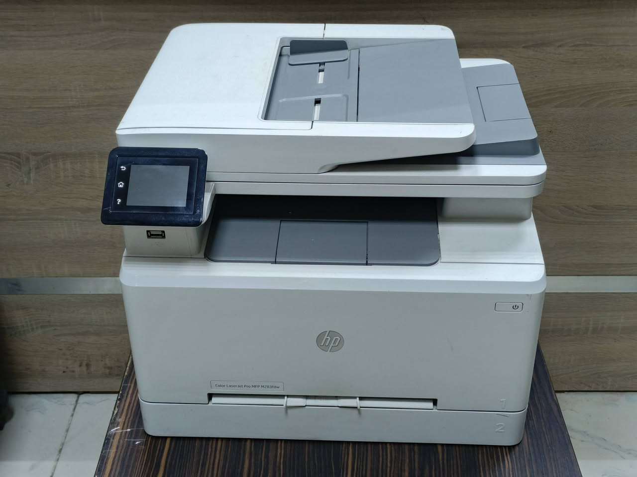 طابعة hp  موديل laser jet pro MFP M477 ليزري ملون مستعمل بحالة ممتازة سعر الحبر 65 الف تطبع 2000 نسخه نوع باودر سرعة الطباعة 28 ورقة بالدقيقة طباعة وجهين دوبلكس تحتوي Wifi يمكن ربطها على الموبايل وتابليت ولابتوب كما تحتوي على فيدر لطباعة الملازم ومجموعة اوراق بامر واحد ويمكن استخدامه في الارشفة الالكترونية اسكنر واستنساخ وطباعة مع وجود مداخل USB فلاش وشاشة ملون لسهولة الاستخدام سعر الطابعة 🚦 275 الف🚦مع كيبل كومبيوتر وكيبل كهرباء وقرص تعريف وسيت حبر جديد للطلب *********** /*********** يوجد توصيل لجميع المحافظات ملاحظة نسبة نظافة الجهاز 90 ٪ضمان تشغيل وفحص....
طابعة hp موديل laser jet pro MFP m283dw ليزرية ملون مستعمل بحالة ممتازة سعر الحبر 65 الف تطبع 2000 نسخه نوع باودر سرعة الطباعة 28 ورقة بالدقيقة طباعة وجهين دوبلكس تحتوي Wifi يمكن ربطها على الموبايل وتابليت ولابتوب كما تحتوي على فيدر لطباعة الملازم ومجموعة اوراق بامر واحد ويمكن استخدامه في الارشفة الالكترونية اسكنر واستنساخ وطباعة مع وجود مداخل USB فلاش وشاشة ملون لسهولة الاستخدام سعر الطابعة 🚦 250 الف🚦مع كيبل كومبيوتر وكيبل كهرباء وقرص تعريف وسيت حبر جديد للطلب *********** /*********** يوجد توصيل لجميع المحافظات ملاحظة نسبة نظافة الجهاز 90 ٪ضمان تشغيل وفحص....
#طابعتي
#الصفوة
