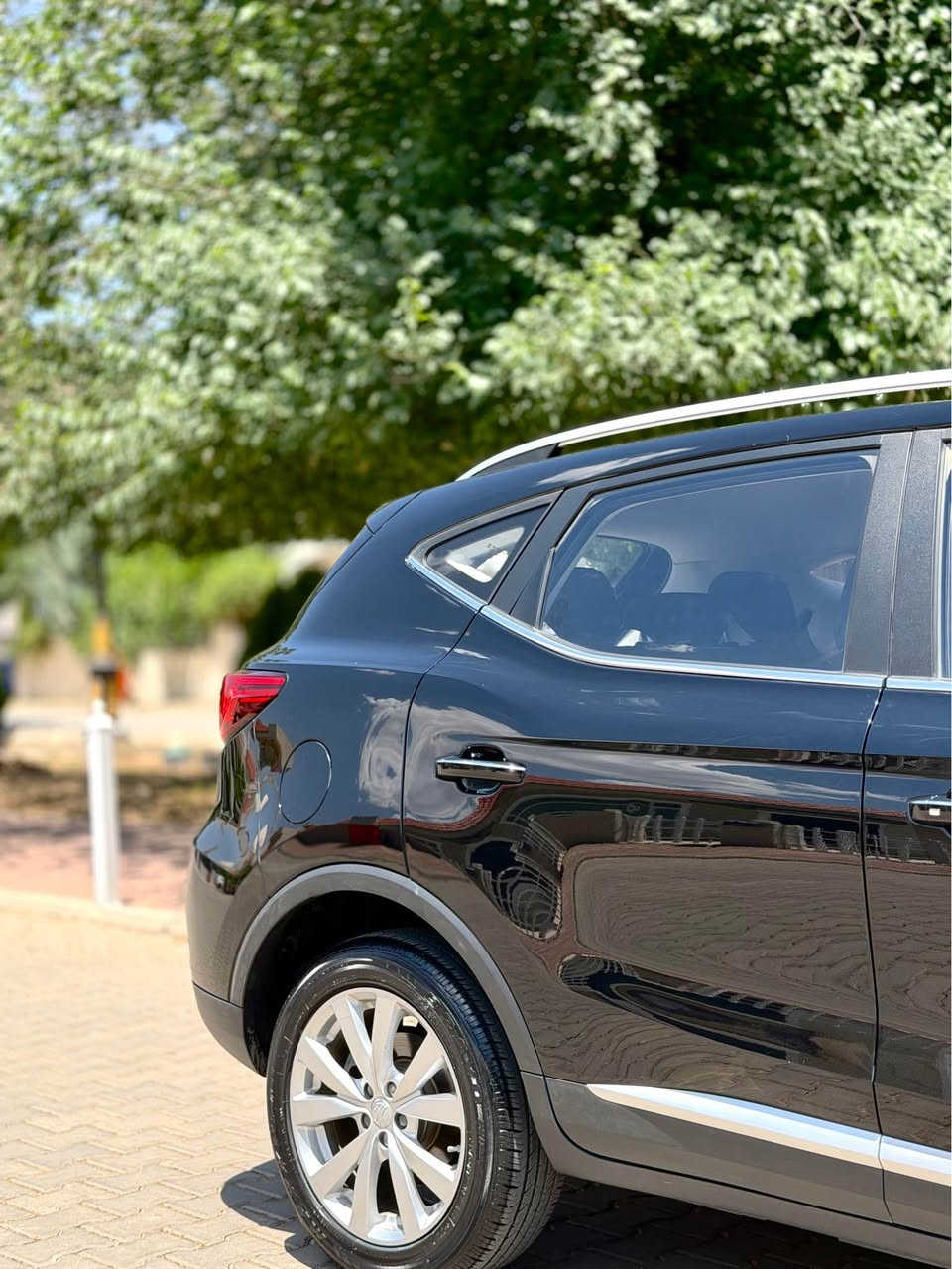 Mg  ZS 2023 
مواسەفات ستاندارت بەسمەو ئۆتۆ هۆلد تراکشن کۆنترۆڵ 
ویل کرۆم تبرید مەرکەزی تحدیت سرعە سوکان ڤۆلیم 
ئاوێنە کارەبا  
دوپەڵەی بچوکی بۆیاخە سۆنەرم داناوە 
سەیارەکە بەناوی خۆمەوەیە 
ماوە رۆشتن /٣٣ کم 
سعر /١١٩ مامەڵەیەکی زۆر کەم 
ژم/***********
ژم/*********** السليمانية, العراق
