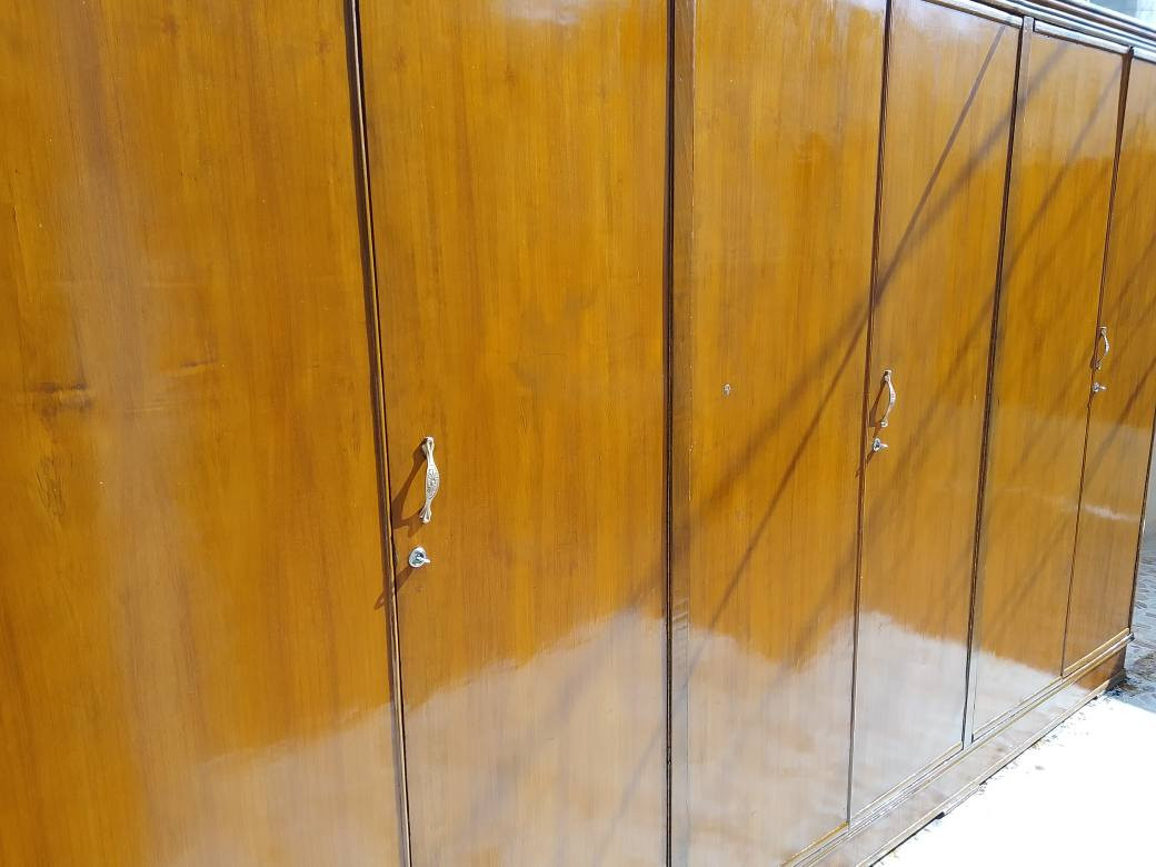 السلام عليكم كنتور 6باب تزكام درجة اولى المكان نجف الاشرف للبيع السعر 280وبي مجال الشراي يتصل على الرقم *********** وبي واتساب الرقم نضافته مثل ماواضح بصور @إشارة النجف, العراق
