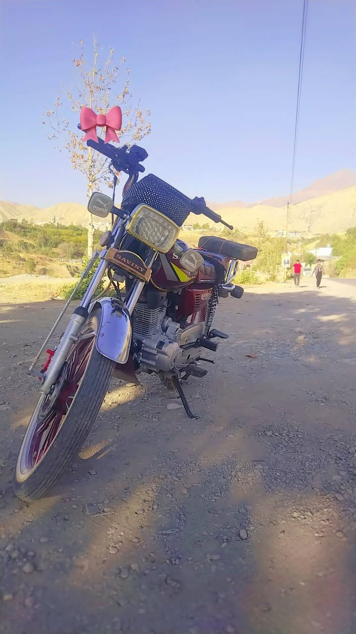 سافينى 5 گير 2023 مكينه كه پس 150
يه ك ده ست مه نه فيس اصلي زؤر كه م رؤشتووه 
بئ كيشه يه و زؤر پاكه  سعرى 570 هه زار و معامه له شوين 
سوران ***********
