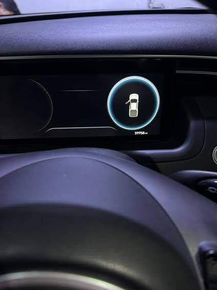 السلام عليكم مرة خصت صاحب الكروب 
سياراة هيونداي سانتا كروز موديل 2022
السيارة ليمتد اعلى مواصفات لون اسود 
الكراسي جلد/كرسي السايق فقط كهرباء 
اشاير بالمري كامرة معة الاشارة بالدشبول
كشنات تدفئة تبريد الاستيرن تدفئة 
السيارة وراد امريكي كلين تايتل
  اهنا بالعراق انضرب 
صورت الحادث موجودة بالمنشور 
السيارة حالياً جاهزة 
 الرقم مميز  
ماشية 59,958 ميل 
السعر /21,500 يعني شدتين و 15 ورقة 
بيه مجال شي بصيط
للاستفسار /***********
