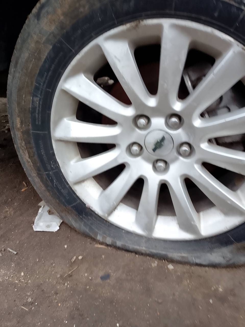 السلام عليكم يوجد ويل اوبامه مشيف 17حجمه البيع ***********
