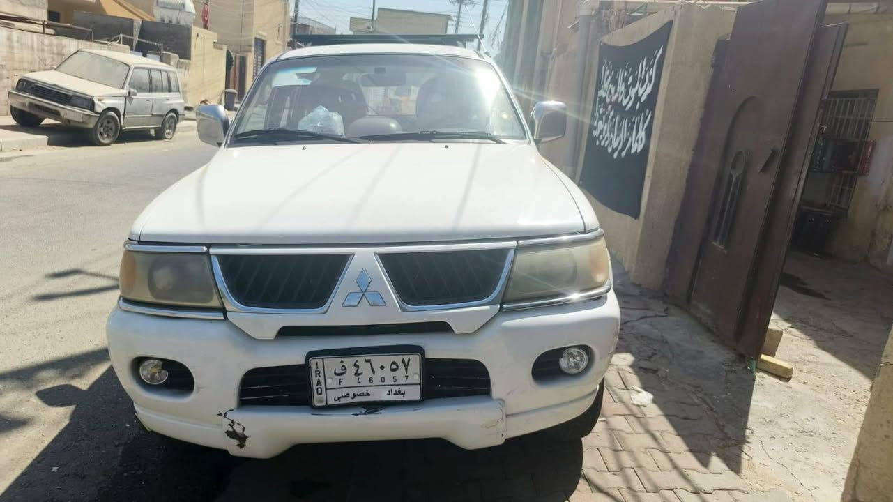 السلام وعليكم 
سيارة ميتسوبيشي نيتيفيا موديل 2007
لون ابيض مكفولة 
سيارة بلادي محرك/كير/غرفة /كفالة عامة
السعر 100 
العنوان/بغداد/الزعفراينة/جسر ديالى القديم 
رقم الهاتف *********** /
***********
