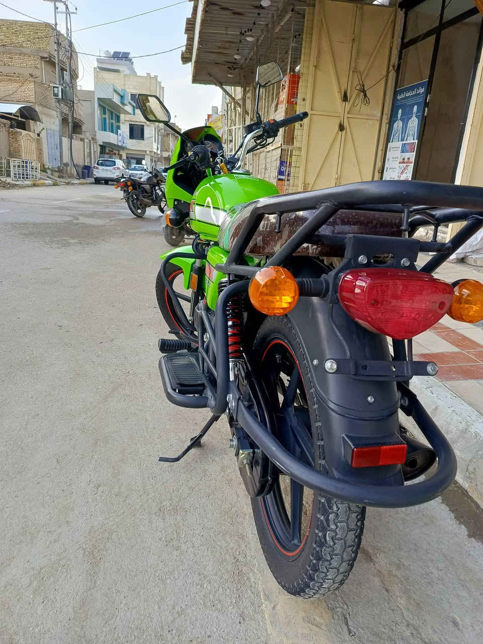 السلام عليكم دايوان للبيع فقط موديل 2023 رقم وسنوية تحويل ثاني يوم وتستلم لوحات أنكليزي محرك 175 دراجة جديدة أخت الزيرو سعر 2400  وسهلة للشراي مكاني وأسط قضاء النعمانية تواصل رقم أو وأتساب ***********
