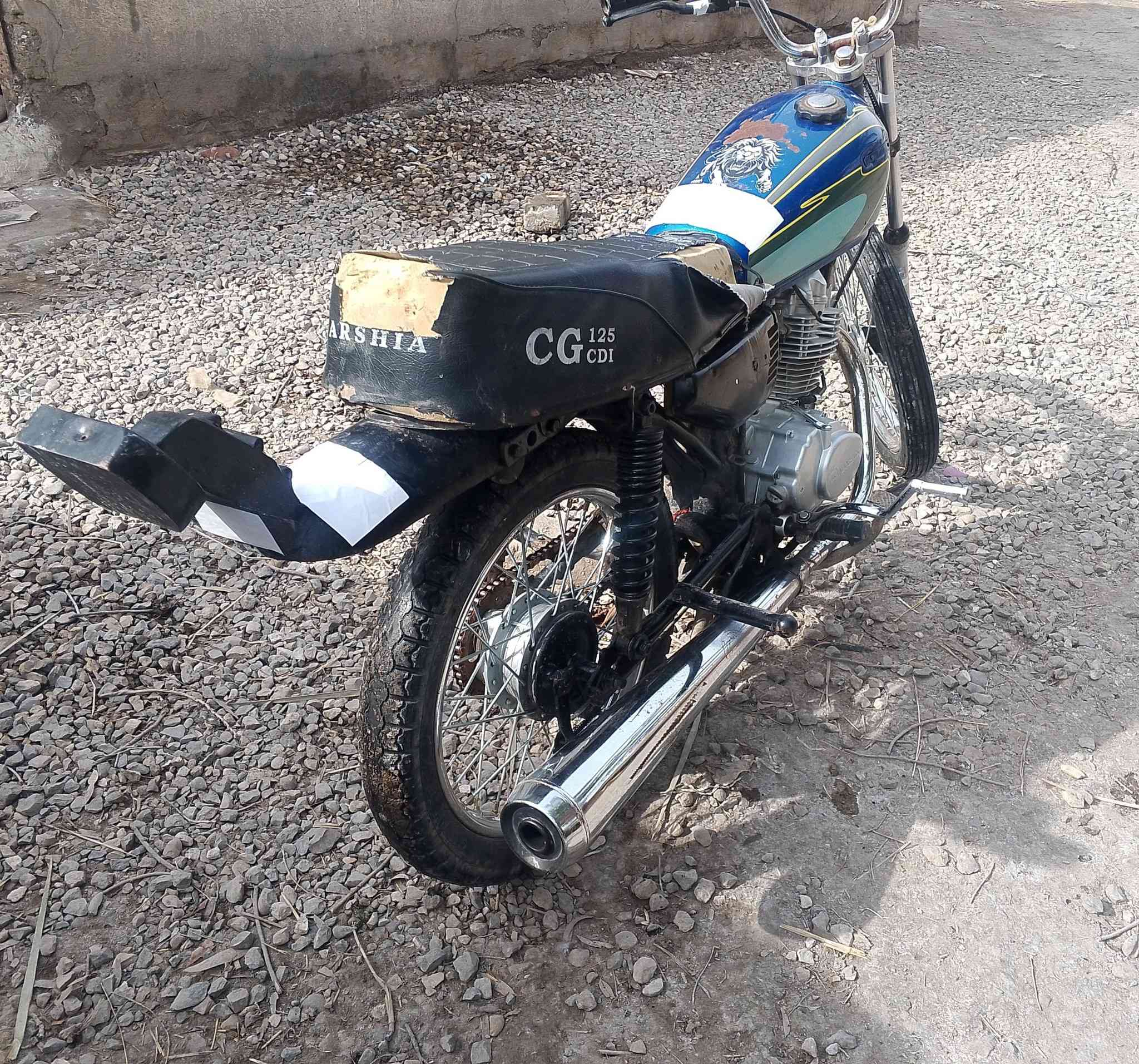 سلام عليكم دراجه للبيع اتصل ‏‪***********‬
