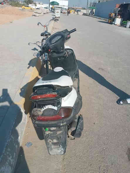 سلام وعليكم فراشه للبيع كله شغال تجفيت  جديد كهربائيات كلهه شغاله سعر ٢٢٥ للإستفسار  ع هذا الرقم
***********
