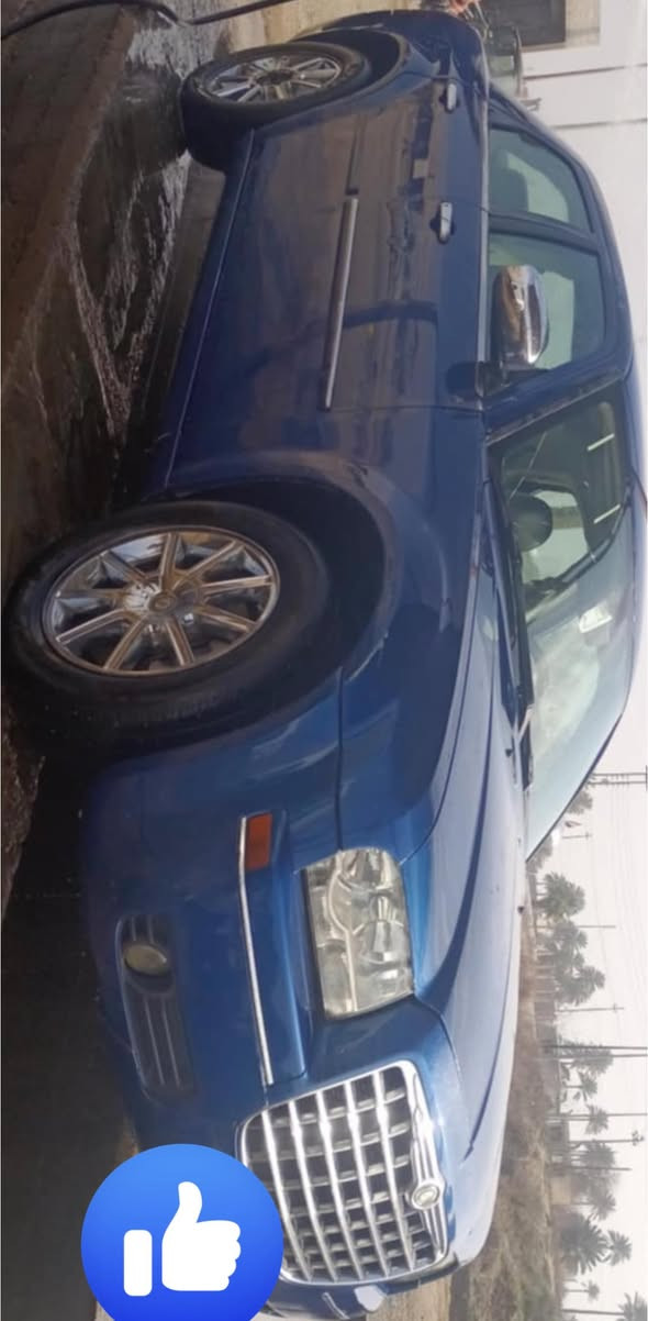 السلام عليكم
اوباما ادوات كص
موديل 2010
سياره جديده
كير مكينة 
حدادية
تخم تاير 
كهربائيات 
فتحة سقف
متؤمة بدون سنوية
سيارة فول للخير 
عنوان سياره 
صلاح الدين بلد 
ترهم مراوس بحديث 
اوباما جارجر او كوري 
***********
