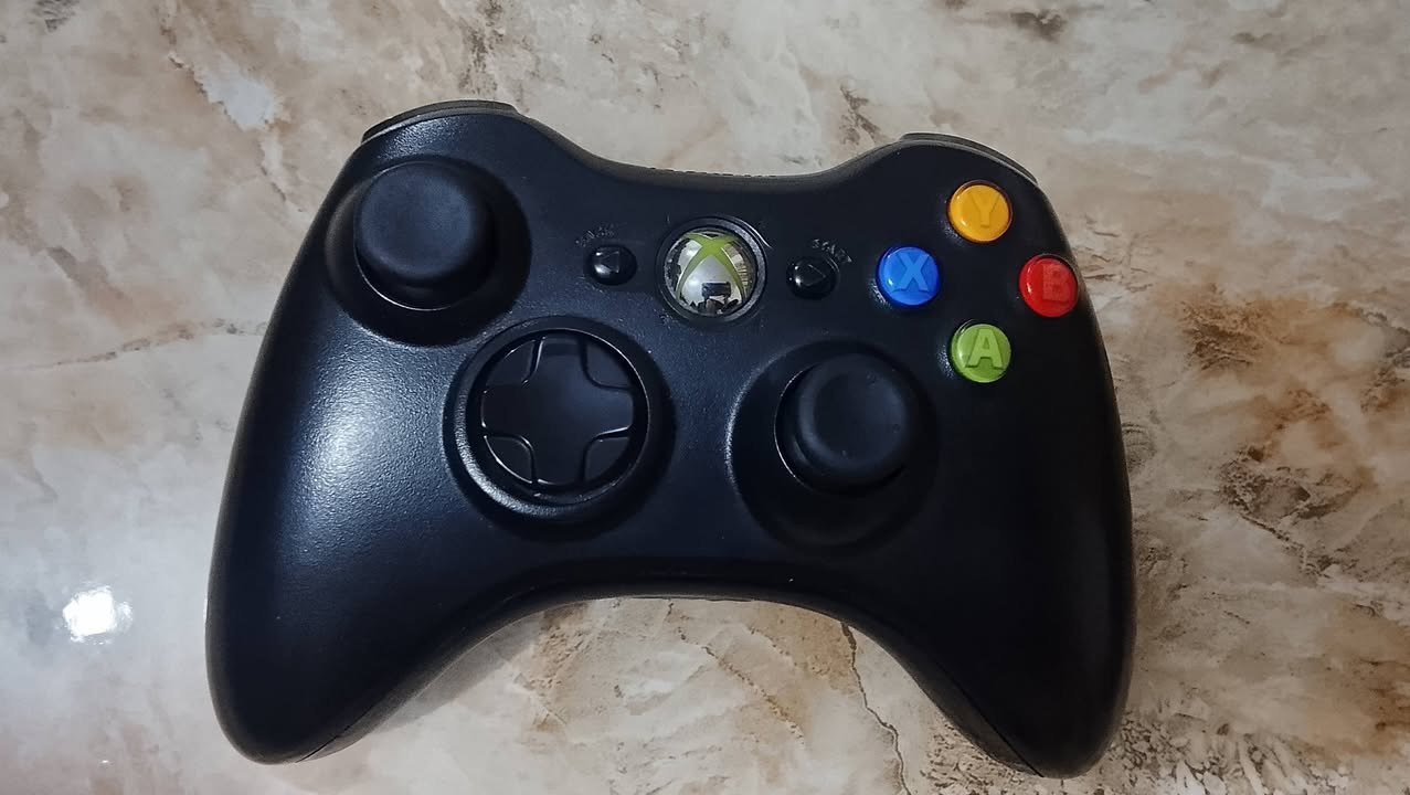 جهاز اكس بوكس 360نظيف وشغال ولله مع كامل ملحقاتها وياه3اقراص مجانيه وبيه 94لعبه من ضمنه جي تي اي5 وفيفا19وبيس 13و16و17و19 وجميع الالعاب الاخرى مع جوستك بلوتوث ومحولة ومابي اي عطل السعر 85الف وبيه مجال اذا تجي تاخذة أنته


**إذا كنت صاحب هذا الإعلان وتريد حذفه لأي سبب، رجاءا أرسل رسالة إلى الدعم الفني**