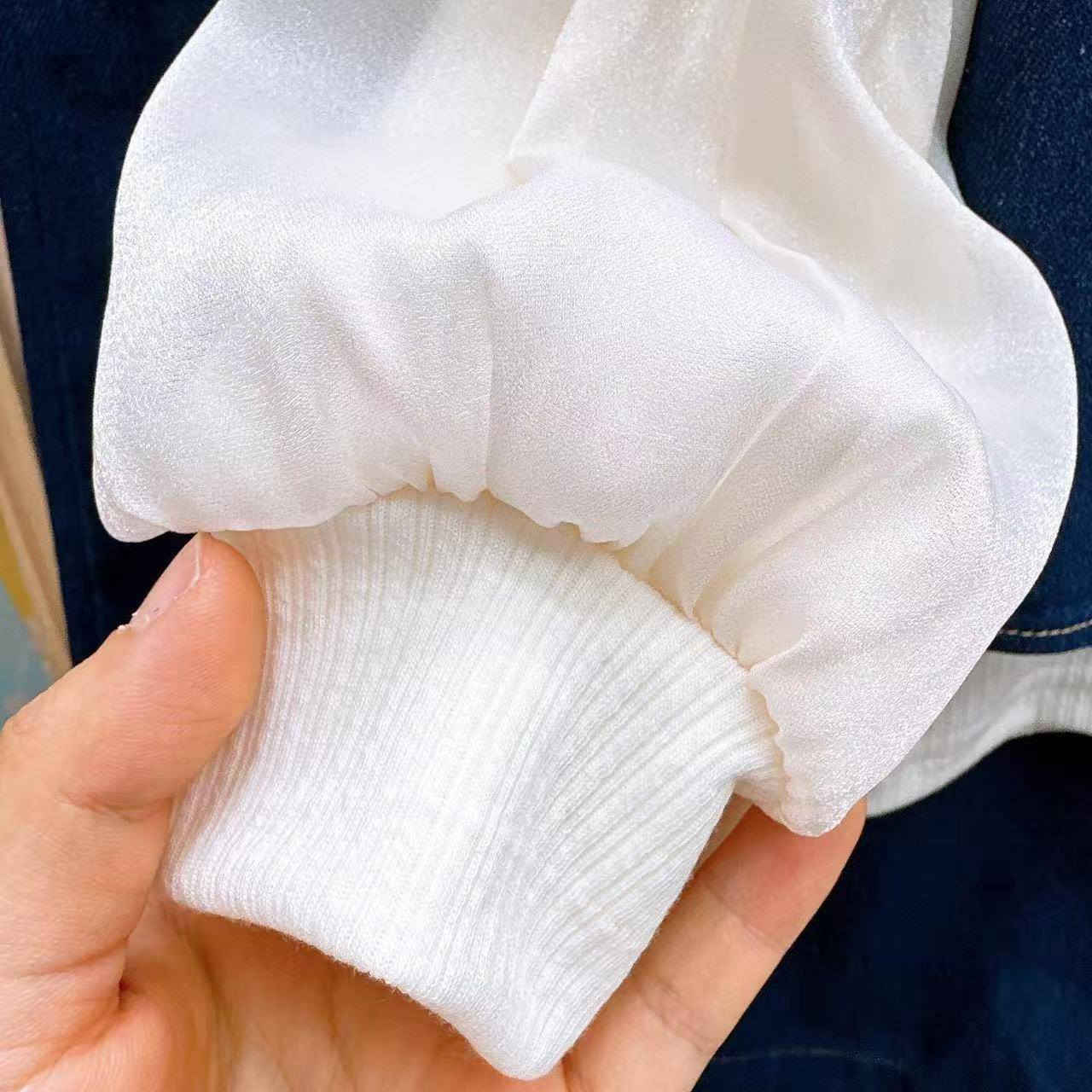 #شايفين هيج جمال 🥹🌺
#سـوت بناتي  3 قطع 
القياسات /7/6/5/4/3/2 سنوات 
توصيل لجميع المحافظات 5


**إذا كنت صاحب هذا الإعلان وتريد حذفه لأي سبب، رجاءا أرسل رسالة إلى الدعم الفني**