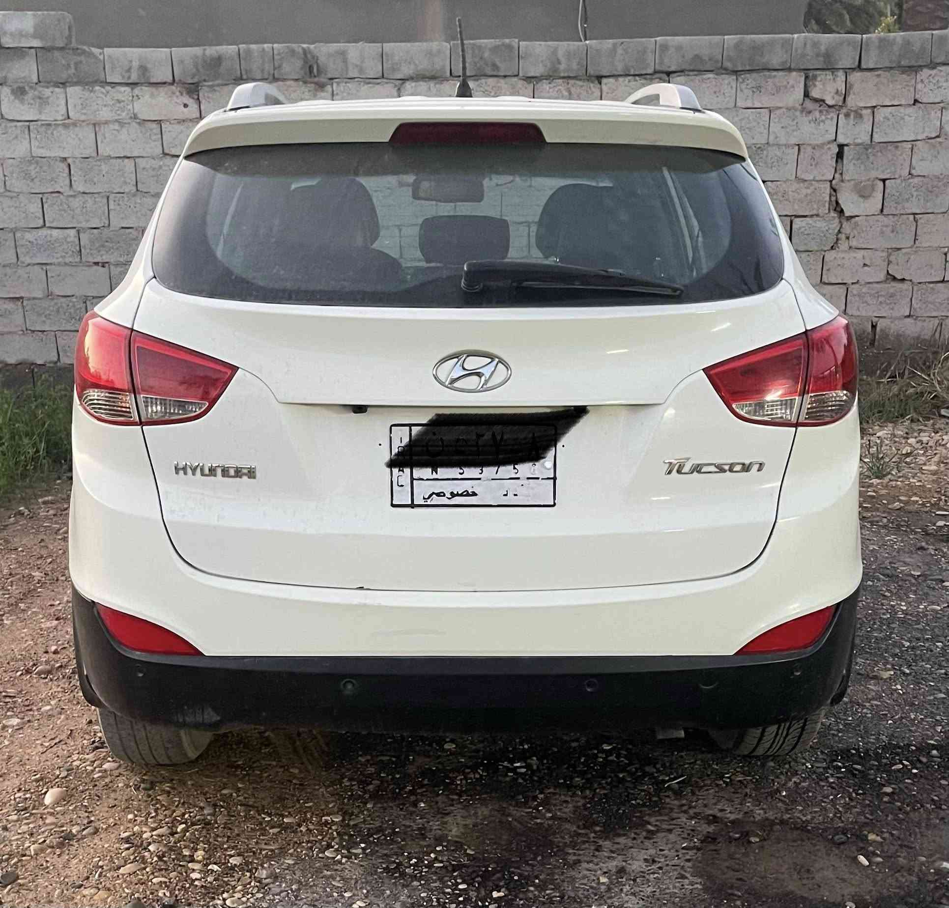 عيدكمً مبارك
للبيع توسان 2012 خليجي 
كفاله عامه من صبغ 
مكينه 2000 دوش 
رقمً بغداد تحويل 
معروضه 140 بيه مجال 
مكان واسط صويره 
***********
