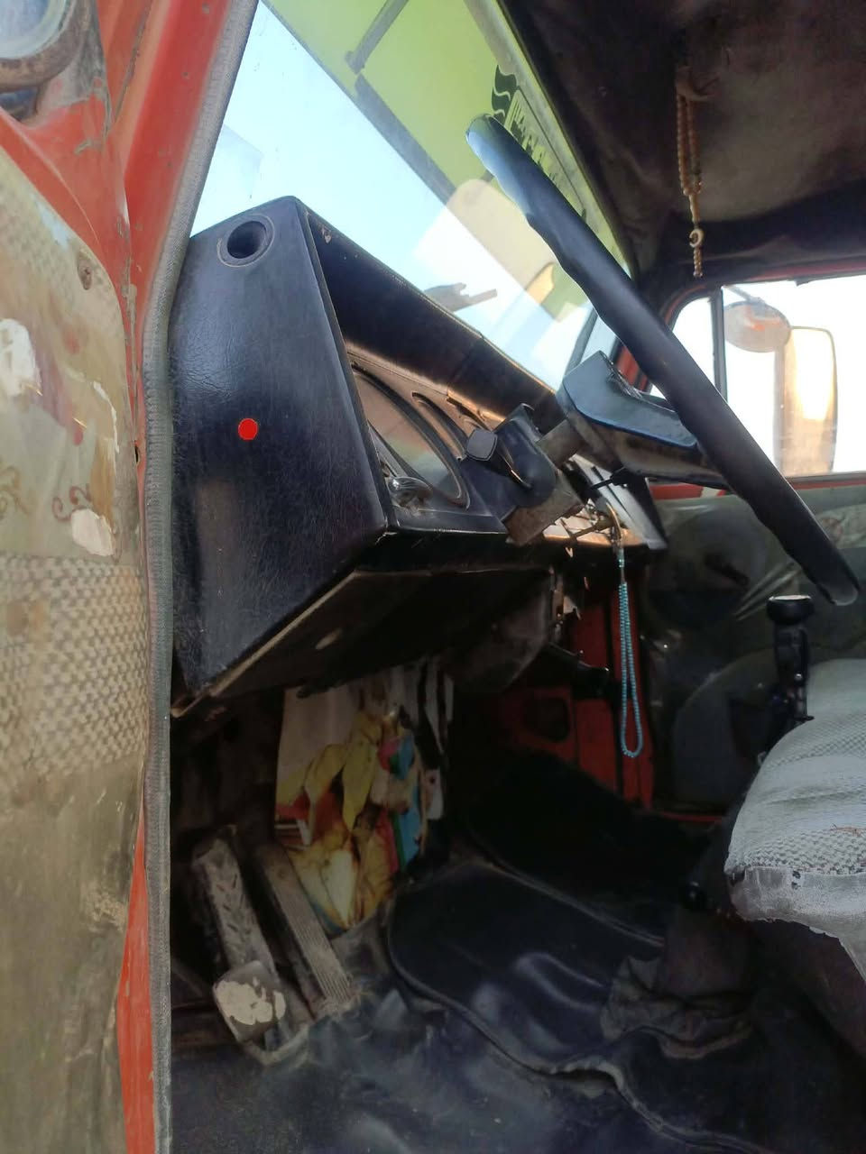 سكانيه ١١١ رقم بغداد انكليزي بسمي مكينه ١١١ عادي لا بخار ولا تنقيص تخم تاير بدي جديد باتريات جدد  مديل ٧٢ شرط تحويل ***********
