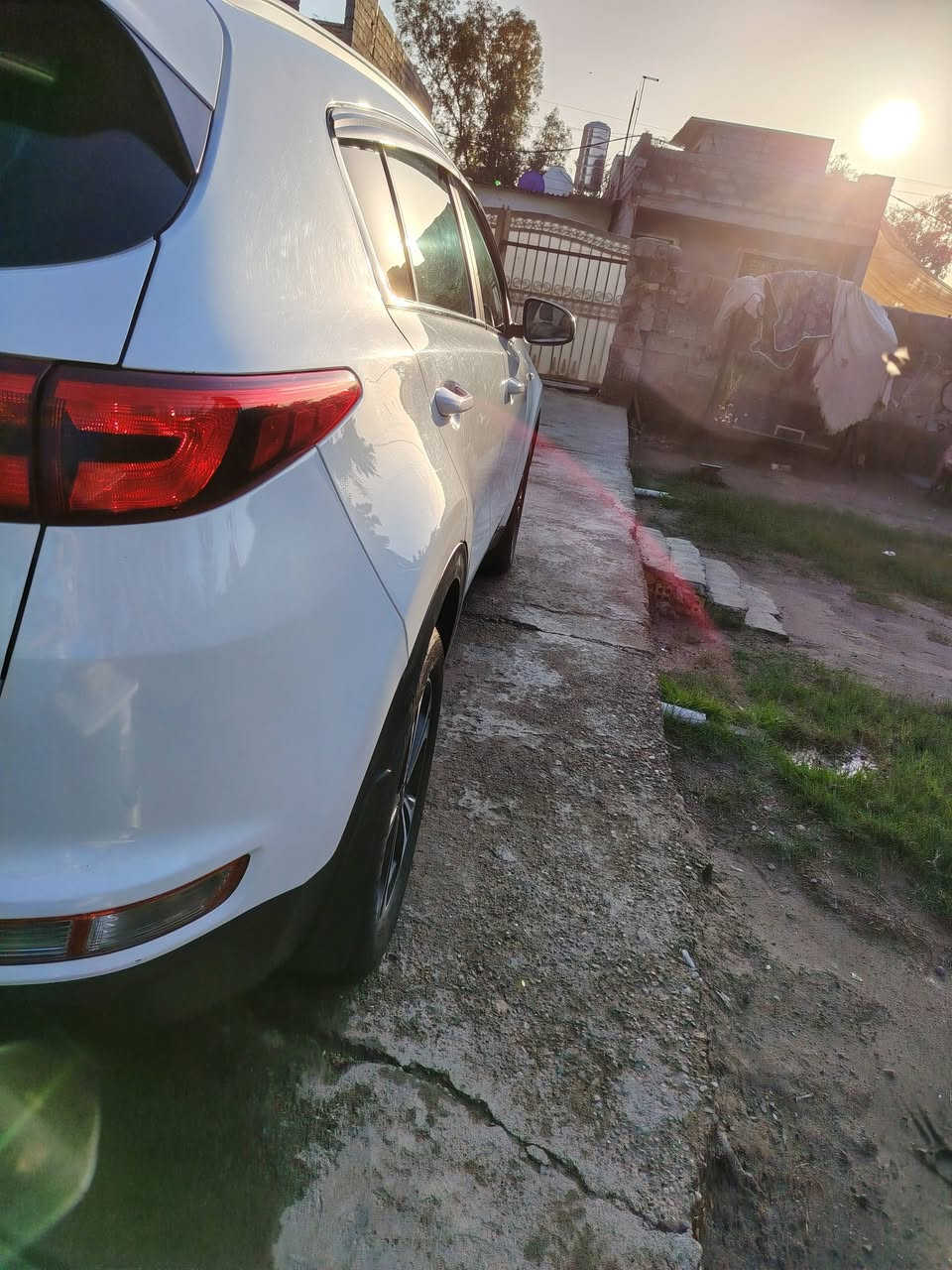 سبورتج موديل ٢٠١٨ رقم سليمانيه جديده بدون حادث نضيفه جدن بيهه بارد قليل مواصفات اعتياديه مكان بغداد دوره *********** سعر ١٧٥ وبي مجال
