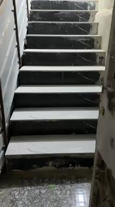 شقه للايجار بالشموخ مقابل مجمع تينه ومجمع الشموخ السكني العمارات 
موقع مميز درج معزول ب 450
الاستفسار ***********
